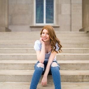 Meet your Posher, Ava